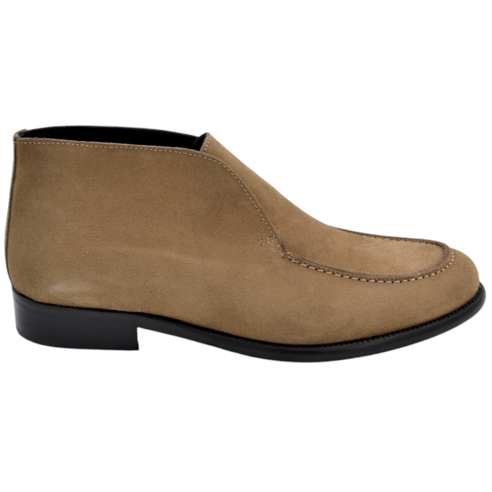 Scarpe polacchino uomo LS Luisantiago Vienna vera pelle scamosciato beige liscio elastico fondo vero cuoio antiscivolo .