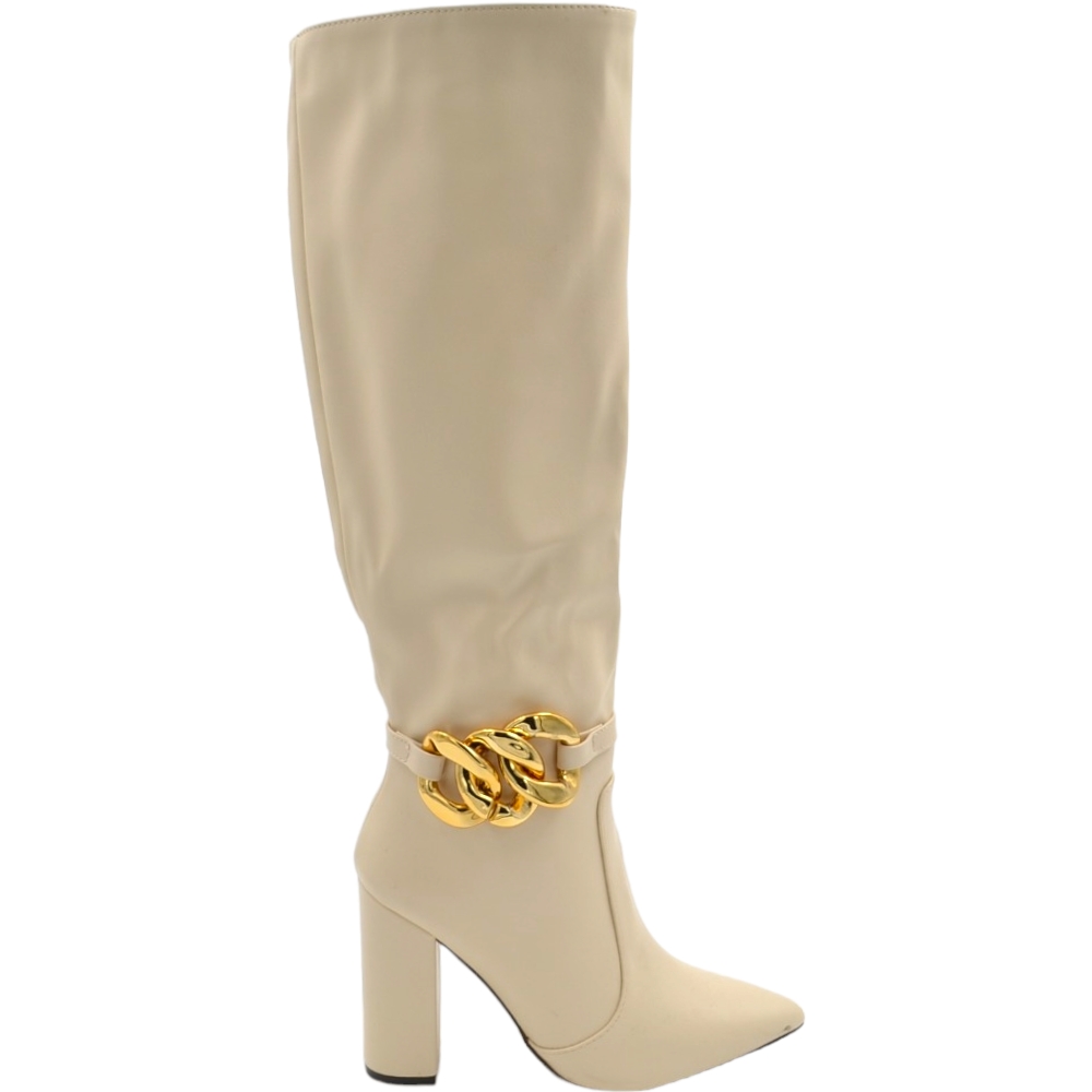 Stivale donna alto morbido in pelle beige con tacco largo10 cm liscio con catena oro a punta moda altezza ginocchio.