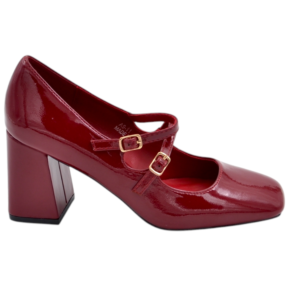 Scarpa decollete' donna punta quadrata con tacco largo 8 cm fibbie oro e cinturini regolabili vernice bordeaux lucido.