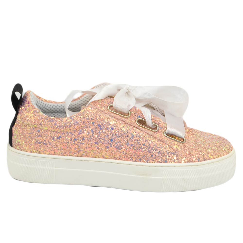 Sneaker donna glitterata rosa cipria vera pelle chiusura nastri made in italy risvoltabili fondo bianco alto glamour