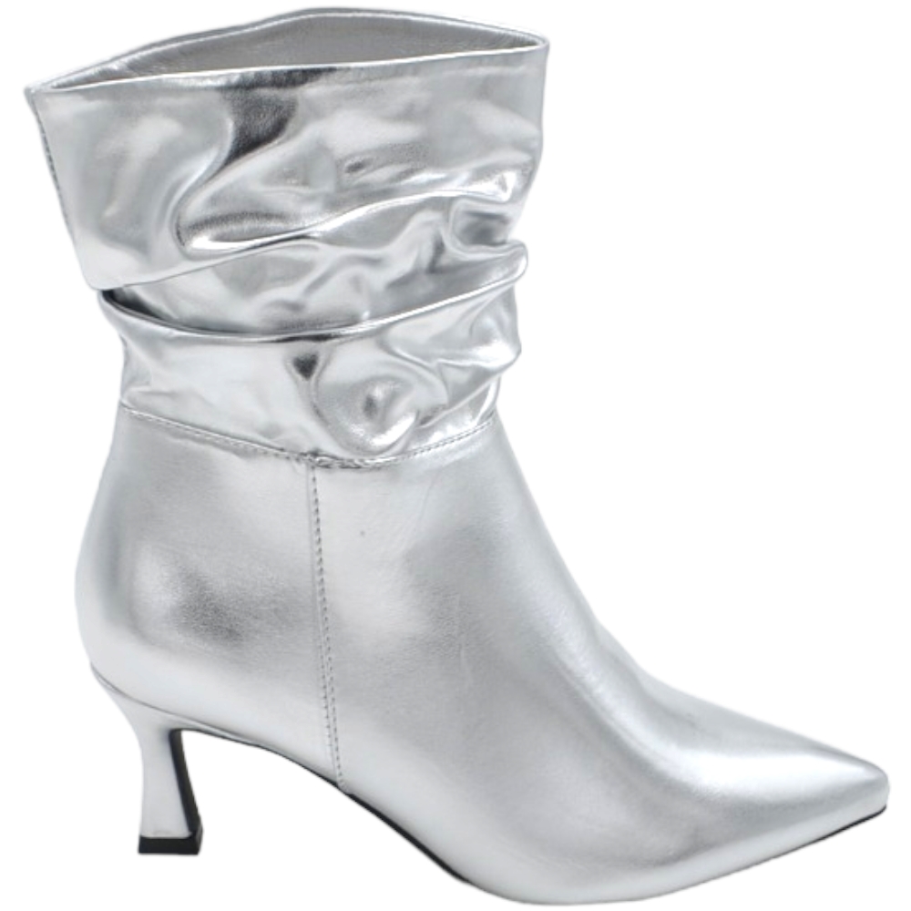 Tronchetto donna stivaletto satinato argento altezza caviglia arricciato con tacco martini mini 3 cm zip.