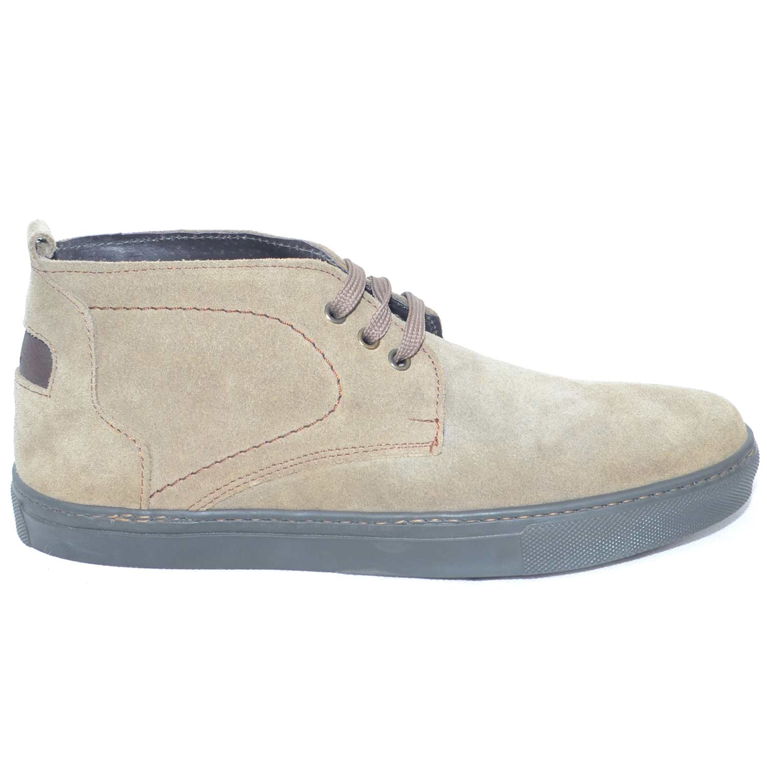 Polacchino scarpe uomo beige in vera pelle scamosciato fondo light roccia antiscivolo moda casual