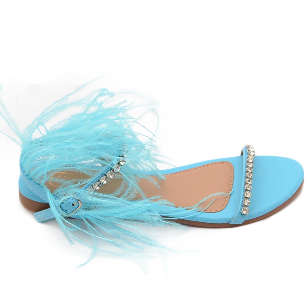 Pantofoline allacciata alla caviglia donna piume peluche con applicazioni azzurro cielo fascetta strass moda glamour.