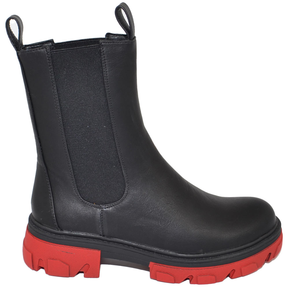 Stivaletti donna Platform chelsea boots combat nero fondo alto bicolore rosso elastico laterale moda tendenza comodo.