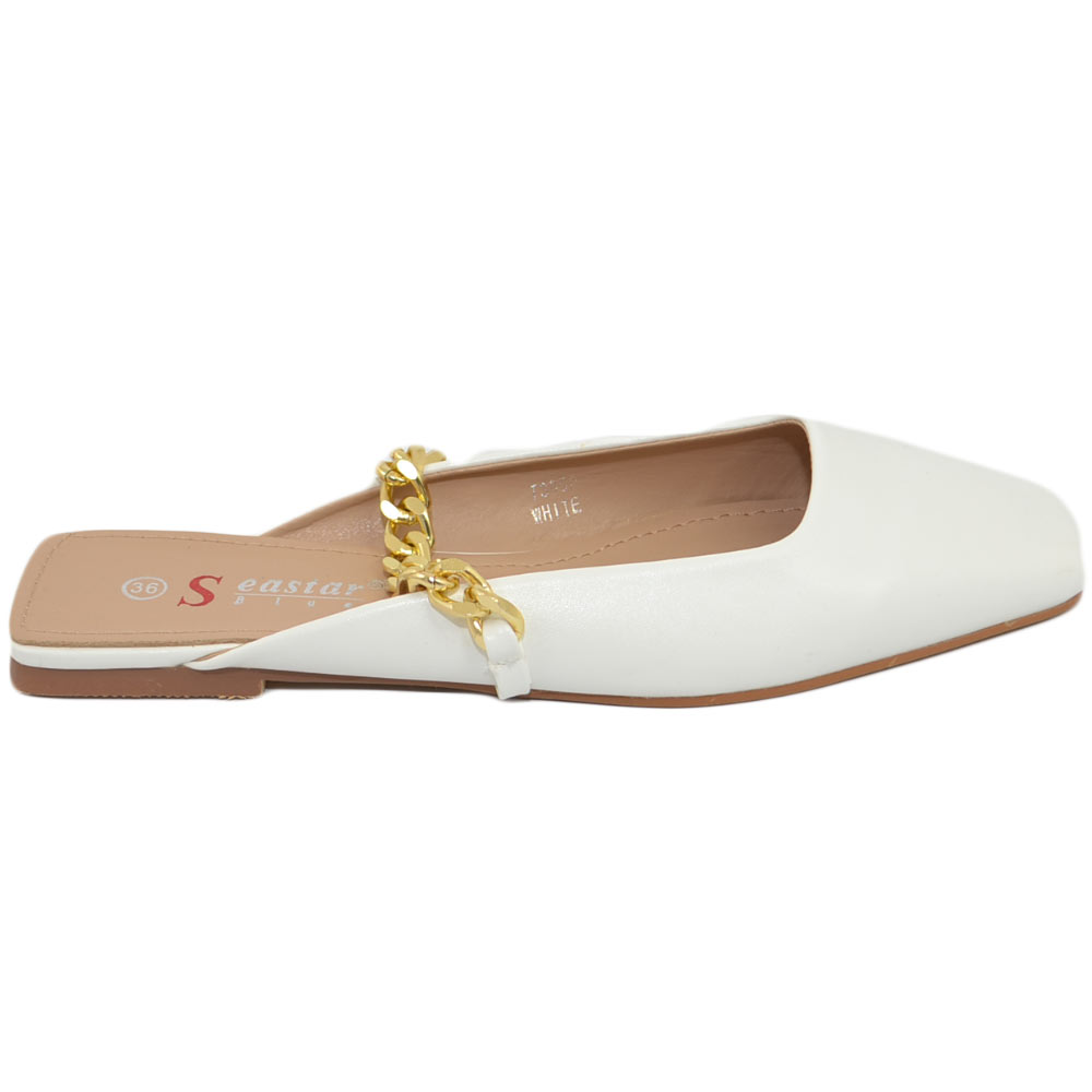 Scarpe donna mules ballerine mocassino raso terra tallone scoperto bianco con catena oro sul dorso moda luxury