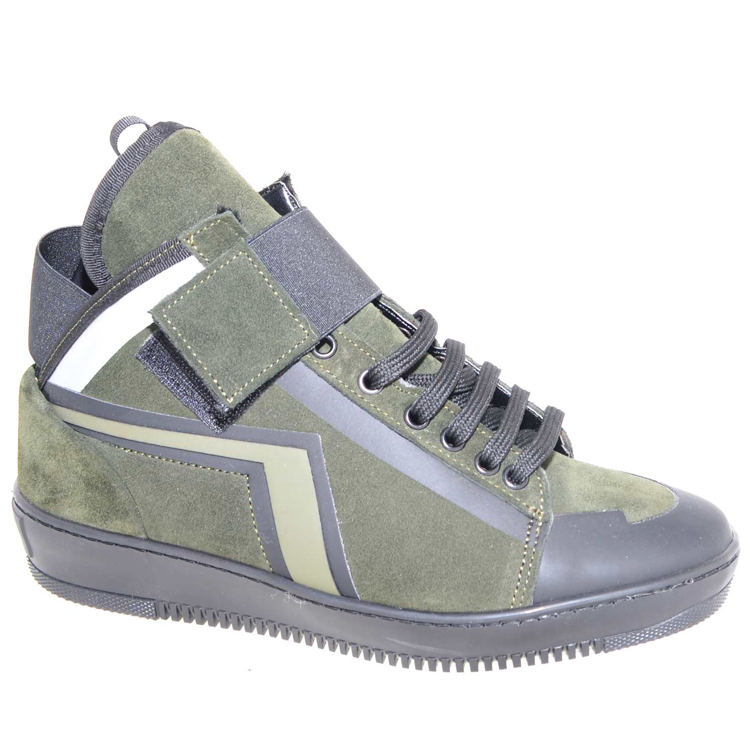 Sneakers alta made in italy  art.PM002 in vera pelle scamosciata verde con strappo ed elastico nero inserti di gommato.