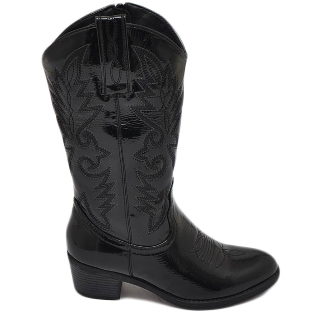 Stivali donna camperos texani stile western neri con fantasia laser su ecopelle tinta unita lucida altezza polpaccio.