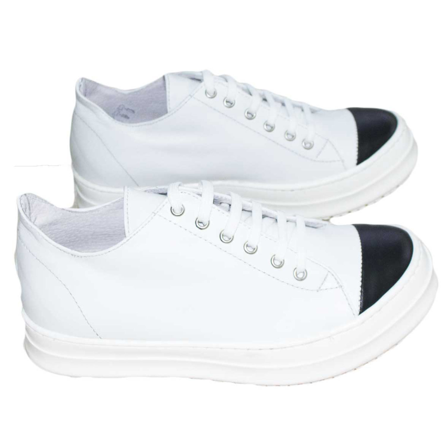 Sneakers bassa vera pelle made in italy white black moda punta fondo bianco  punta underground london.