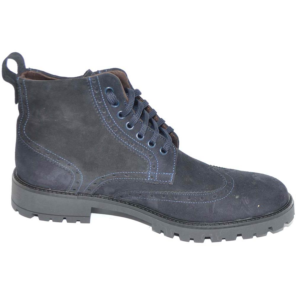 Stivaletto uomo anfibio francesina vera pelle camoscio blu con lacci doppi fondo roccia ziglinato invernale antiscivolo