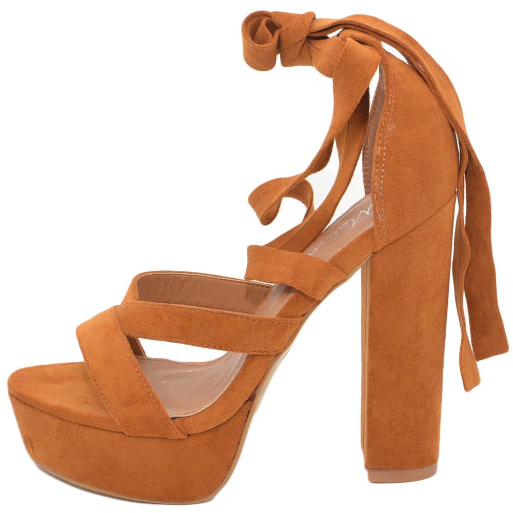 Sandalo con tacco doppio alto e plateau allacciato alla gamba color cuoio  tessuto scamosciato glamour moda donna sandali tacco Malu Shoes | MaluShoes